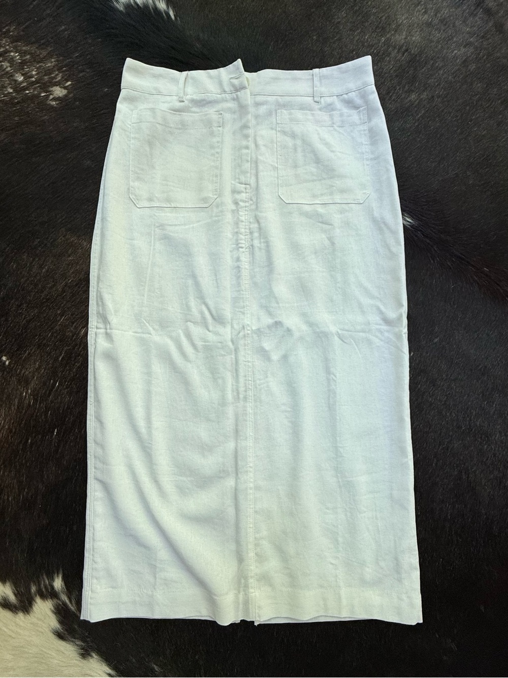 Vince Camuto White Midi Pencil Skirt in Linen